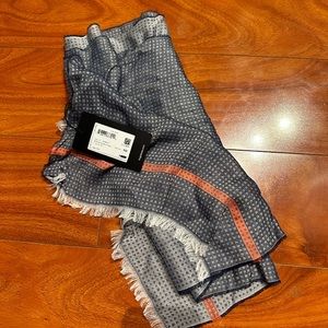 Hugo boss scarf